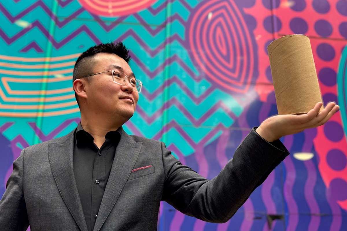 Cardboard and earth advance sustainable construction