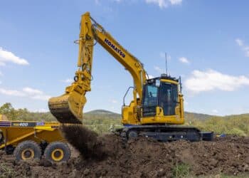 Komatsu Rental gives contractors control without ownership