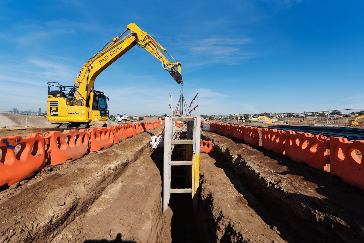 PAD Civil uses Komatsu machinery and digital construction solutions to improve safety, accuracy and efficiency on site.
