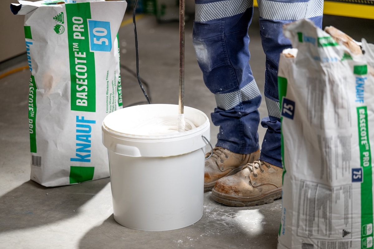 Knauf launches BaseCote PRO and simplifies compounds range